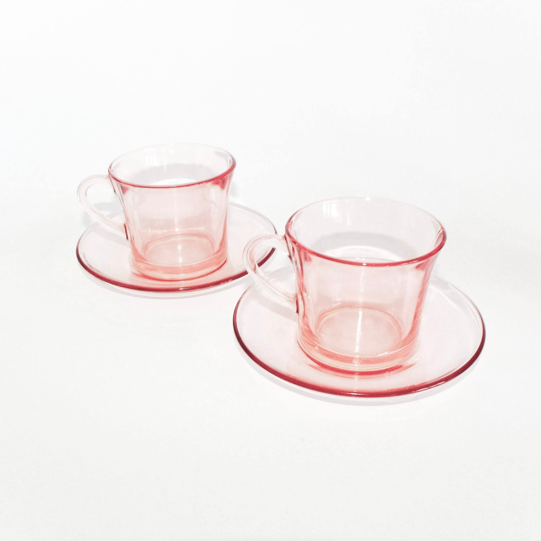 TAZAS ROSADAS